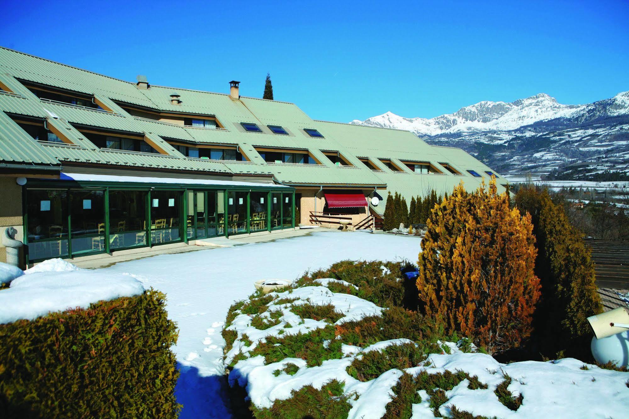 Club Vacances Bleues Les Horizons Du Lac Chorges Exterior foto